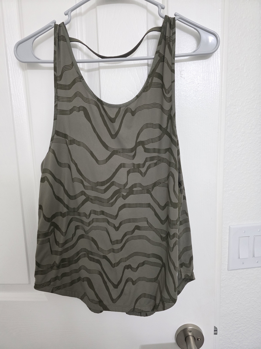 Womens Olive Wave-Print Active Tank Top